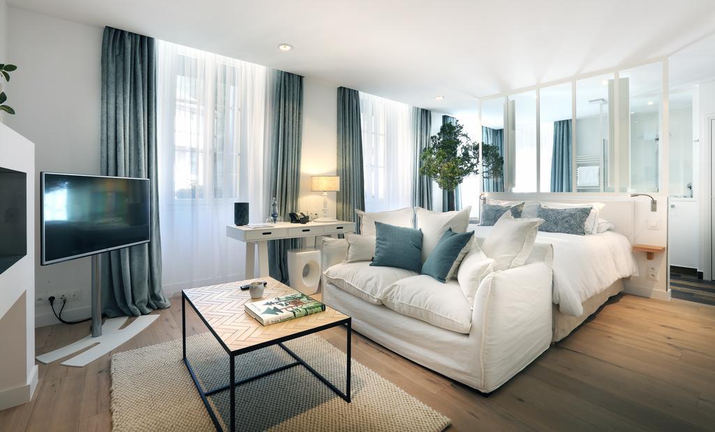 Petit Confidentiel Hotel 5*